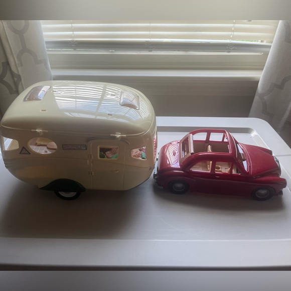 Calico Critters Family Camper 🏕 - Picture 8 of 9